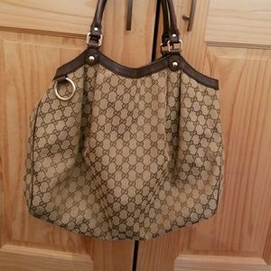 Gucci 100% Authentic Gucci Sukey Large Bag